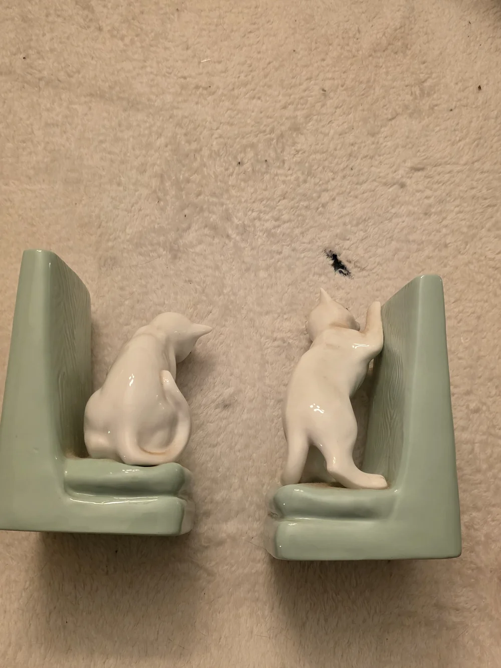 RARE Toyo Mint Green Ceramic Cat Bookends with White Kittens